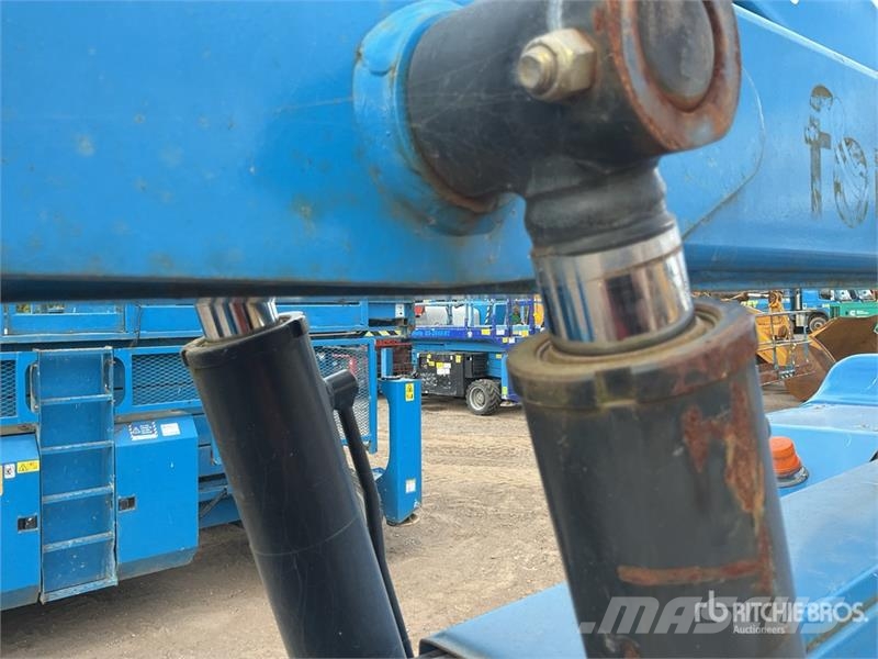 Genie Z45/25J 2WD Hybrid Articulating Boom Lift Articulated boom lifts