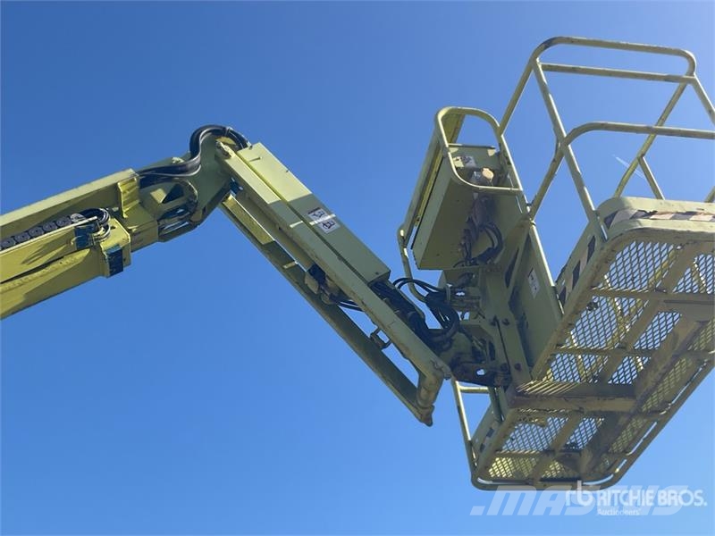 Genie Z45/25J 4WD Diesel Articulating Boom Lift رافعات سلة مفصلية