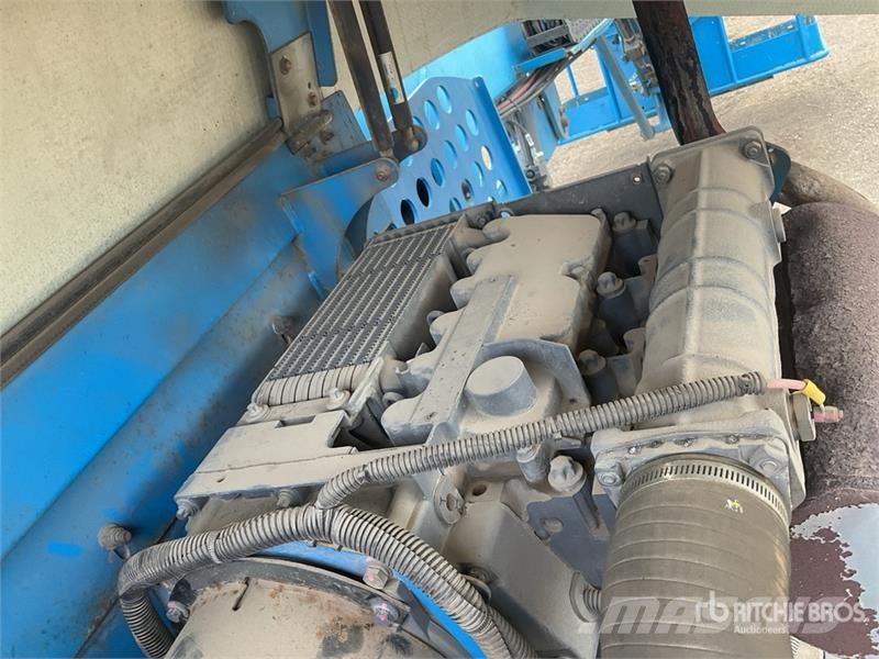 Genie Z4525J 4WD Diesel Articulating Boom Lift Gelenkteleskoparbeitsbühnen