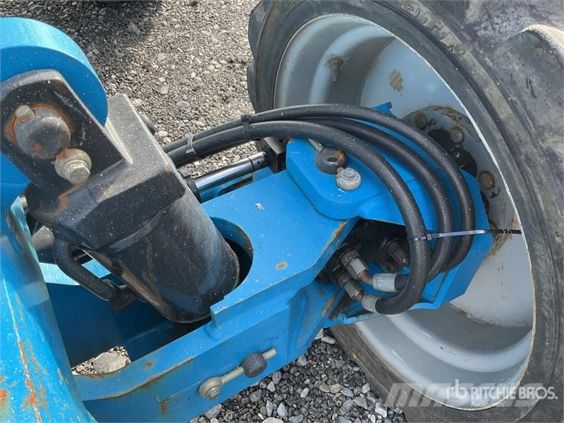 Genie Z4525J 4WD Diesel Articulating Boom Lift Karos emelők