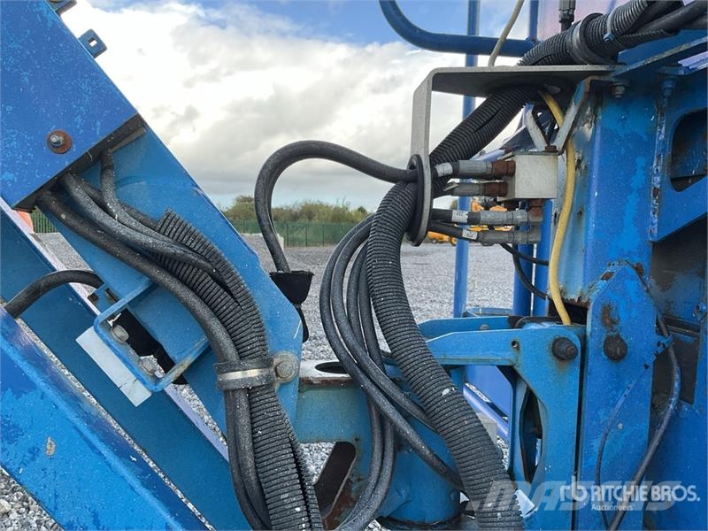 Genie Z4525J 4WD Diesel Articulating Boom Lift Karos emelők