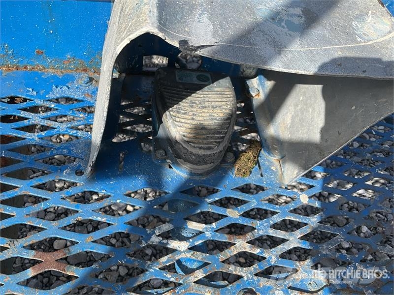 Genie Z4525J 4WD Diesel Articulating Boom Lift Karos emelők