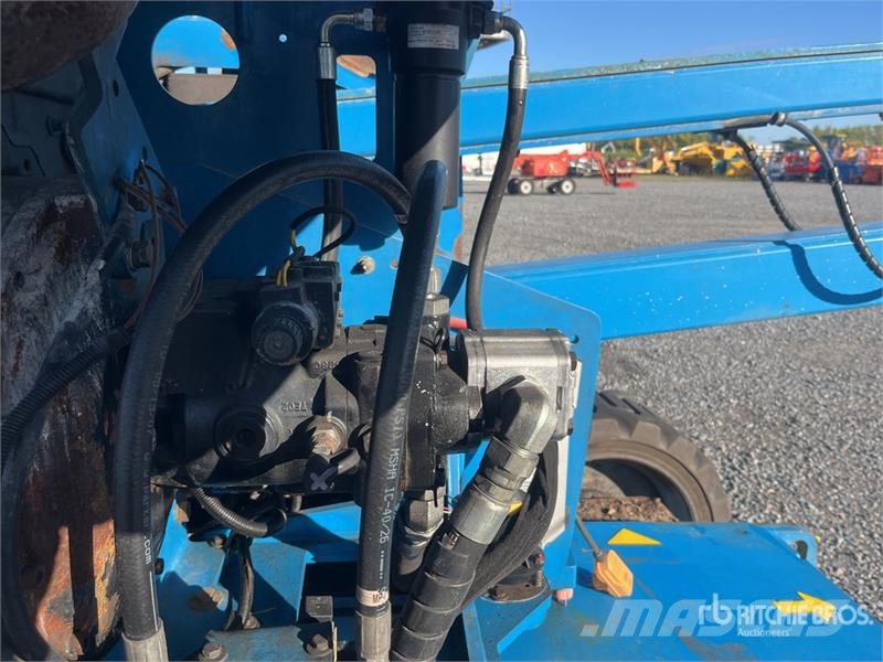 Genie Z51/30 4WD Diesel Articulating Boom Lift Knikarmhoogwerkers
