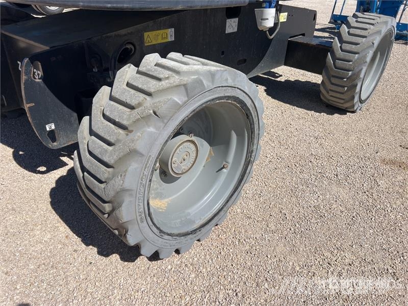 Genie Z60/37FE 4WD Hybrid Nacelle Articulee Articulating Bomliftar