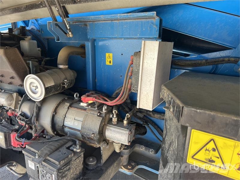 Genie Z60/37FE 4WD Hybrid Nacelle Articulee Articulating Bomliftar