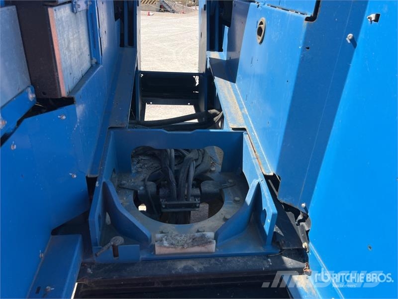 Genie Z60/37FE 4WD Hybrid Nacelle Articulee Articulating Bomliftar