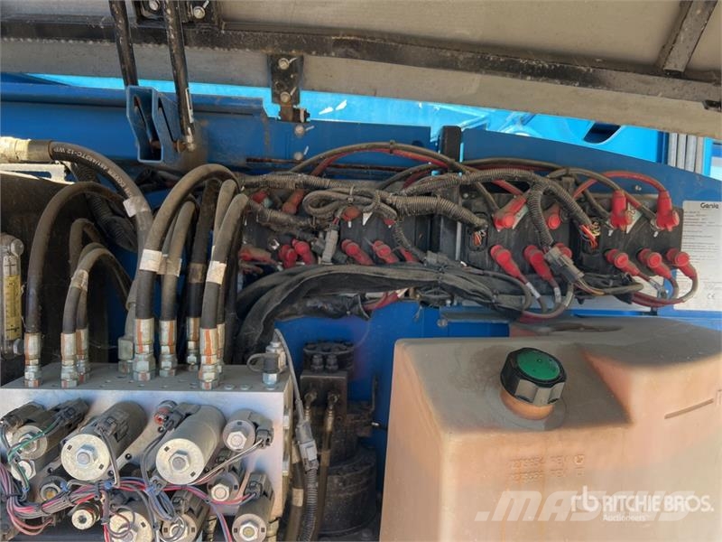 Genie Z60/37FE 4WD Hybrid Nacelle Articulee Articulating Bomliftar