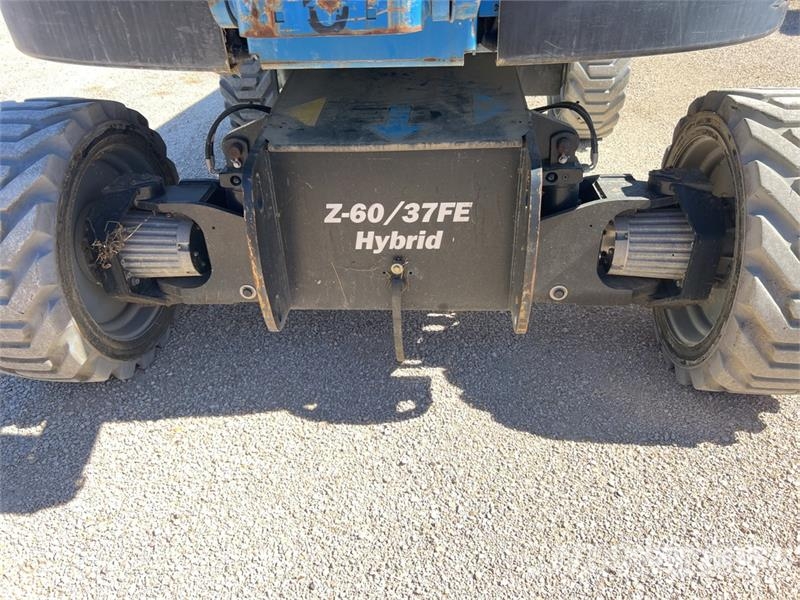 Genie Z60/37FE 4WD Hybrid Nacelle Articulee Articulating Bomliftar