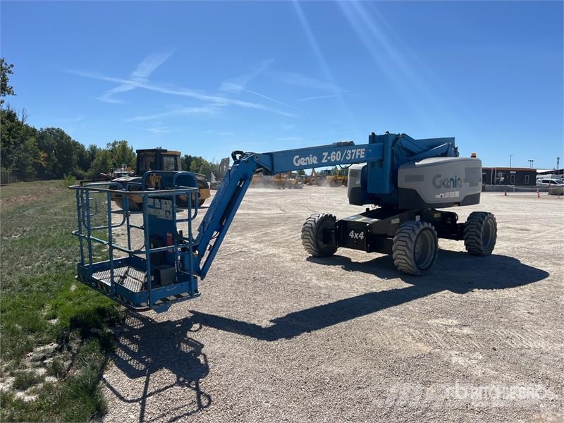 Genie Z60/37FE 4WD Hybrid Nacelle Articulee Articulating Bomliftar