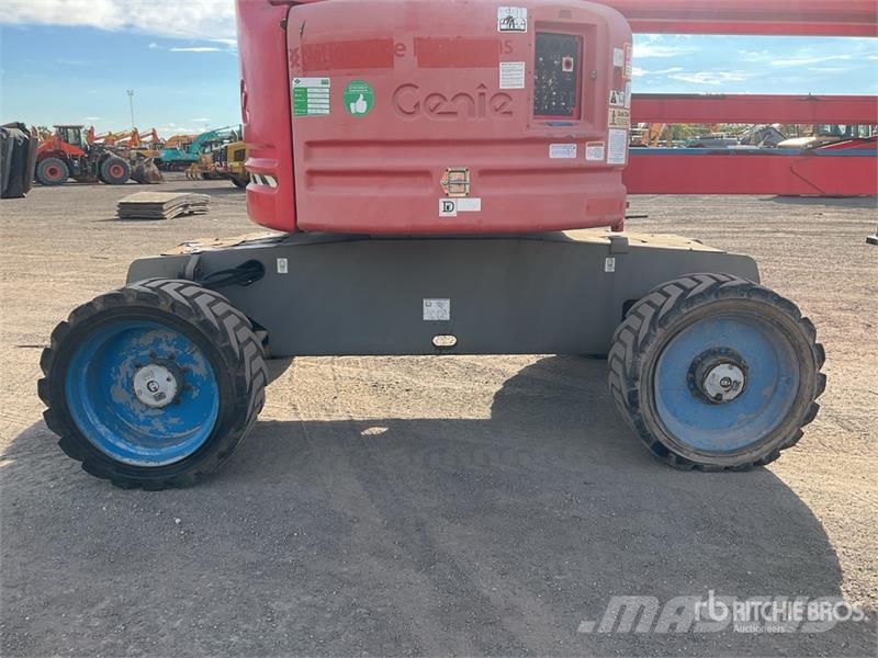 Genie Z60 4WD Diesel Articulating Boom Lift Zglobne dvižne ploščadi