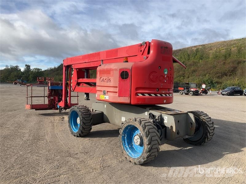 Genie Z60 4WD Diesel Articulating Boom Lift Zglobne dvižne ploščadi