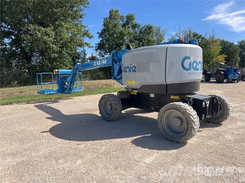 Genie Z62-40 4WD Diesel Nacelle Articulee Articulating B Strēles pacēlāji