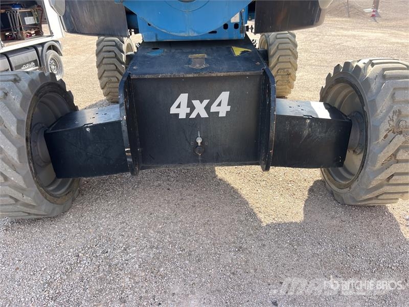 Genie Z62-40 4WD Diesel Nacelle Articulee Articulating B Strēles pacēlāji