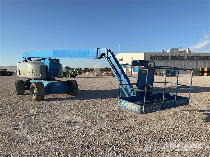 Genie Z80/60 4WD Diesel 26 mts Articulating Boom Lift Articulated boom lifts