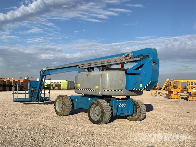 Genie Z80/60 4WD Diesel 26 mts Articulating Boom Lift Articulated boom lifts