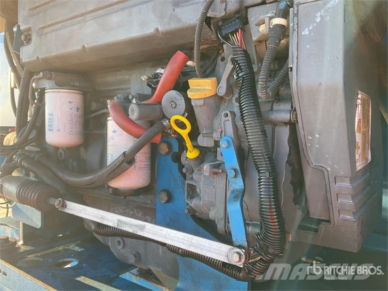 Genie Z80/60 4WD Diesel 26 mts Articulating Boom Lift Articulated boom lifts
