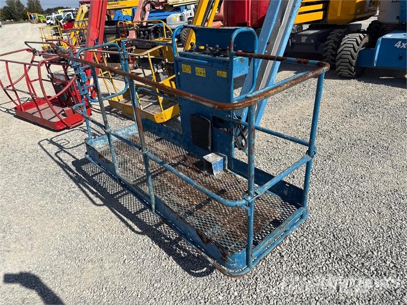 Genie Z80/60 Articulating Boom Lift Bomlifte med knækarm