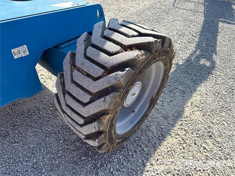 Genie Z80/60 Articulating Boom Lift Bomlifte med knækarm