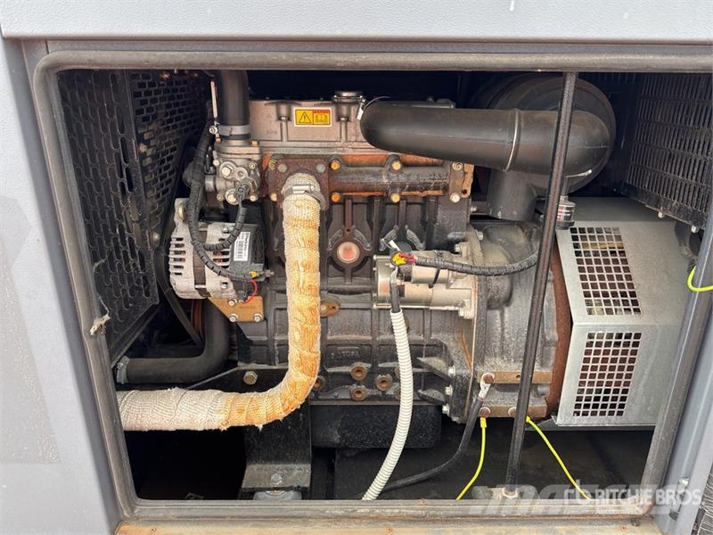 Genset MPM 16/400 SS-P 400 A Mobile Groupe De Soudure Eng Lasapparaten
