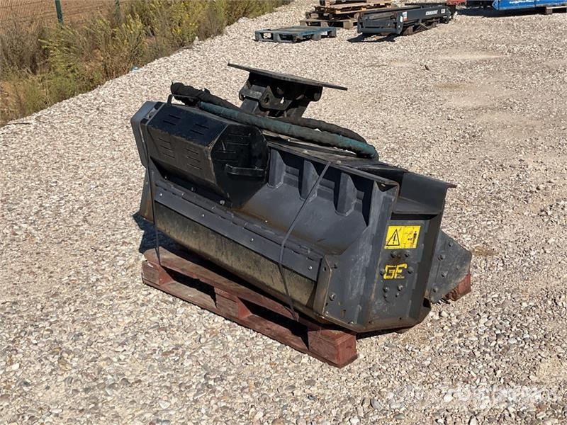GF TCE 110 Brush Cutter Мульчирователи