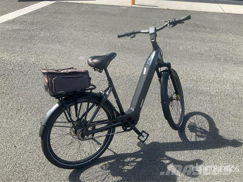 GiANT Anytour X Electric Bicycle مكونات أخرى