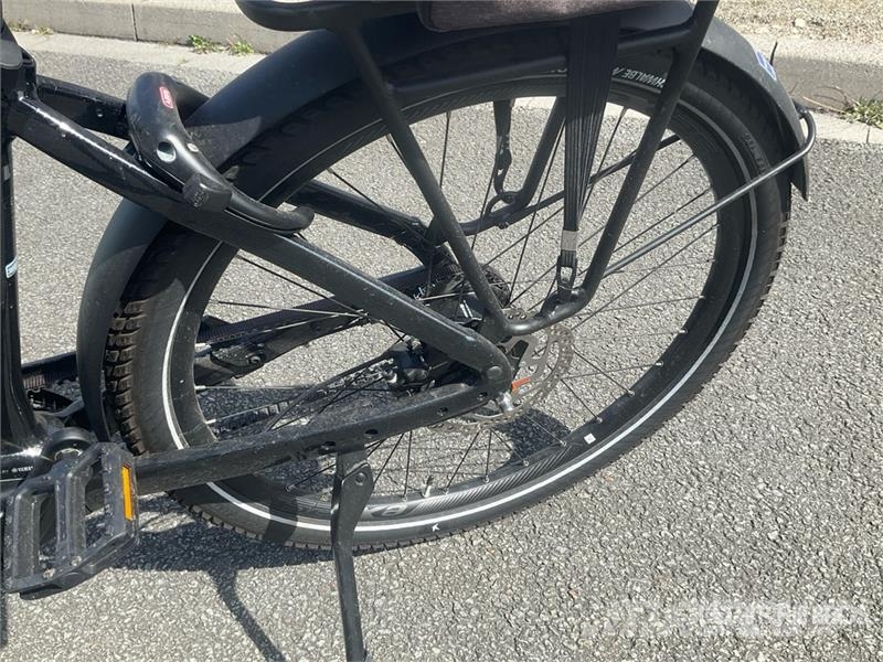 GiANT Anytour X Electric Bicycle مكونات أخرى