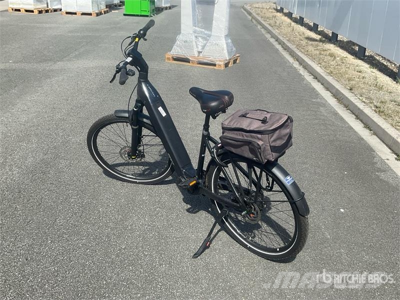 GiANT Anytour X Electric Bicycle مكونات أخرى
