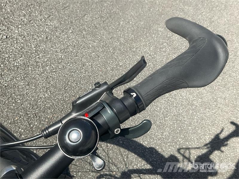 GiANT Diamant Electric Bicycle مكونات أخرى