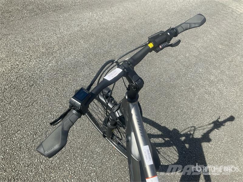 GiANT Explore E+3 Electric Bicycle مكونات أخرى