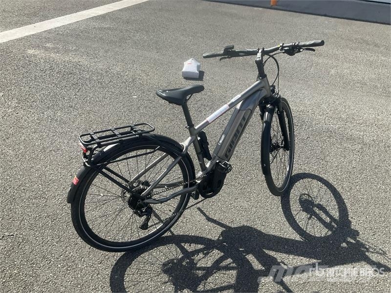 GiANT Explore E+3 Electric Bicycle مكونات أخرى