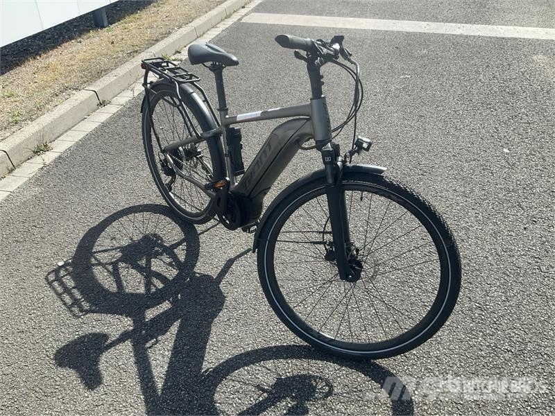 GiANT Explore E+3 Electric Bicycle مكونات أخرى
