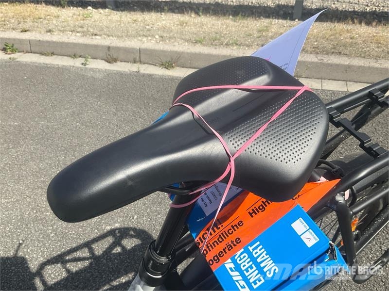 GiANT Stormguard E+2 Electric Bicycle مكونات أخرى