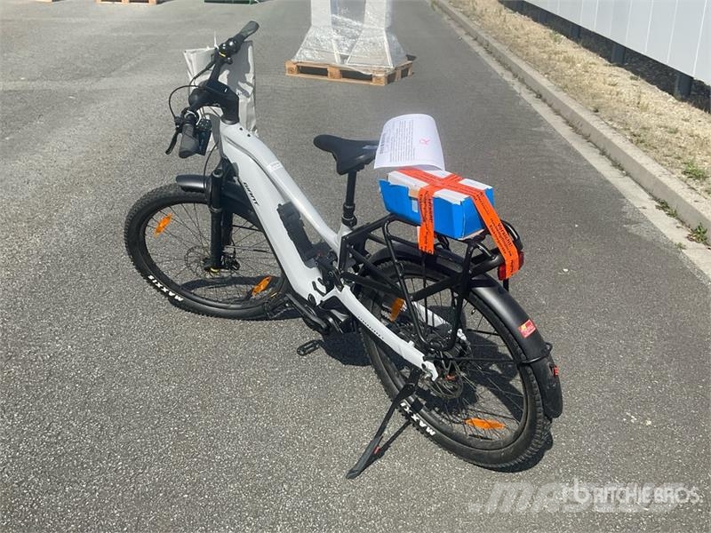 GiANT Stormguard E+2 Electric Bicycle مكونات أخرى