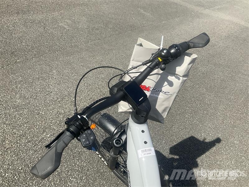 GiANT Stormguard E+2 Electric Bicycle مكونات أخرى
