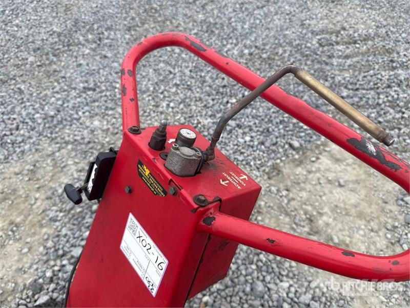  Gievema 1010H5 Walk-Behind Floor Sweeper Druga oprema za žetev