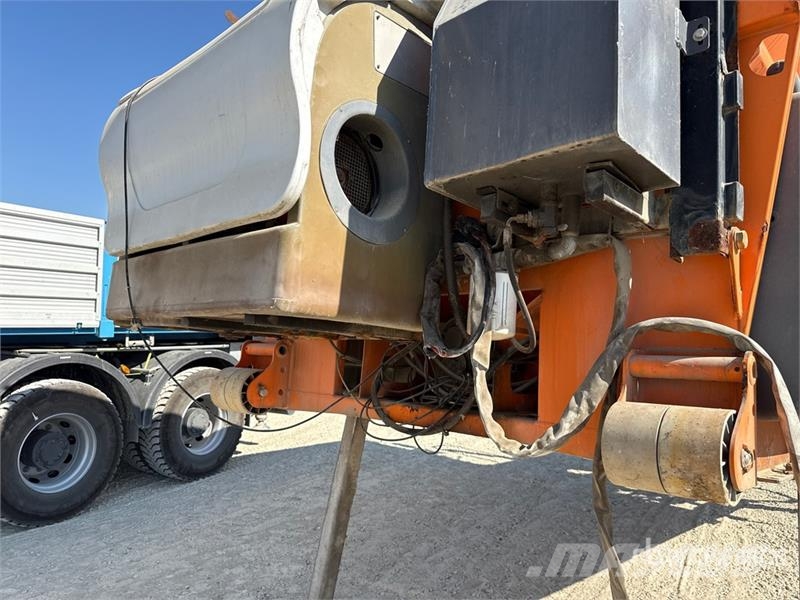 Giletta UP4000 Salt Spreader 砂と塩撒き専用車