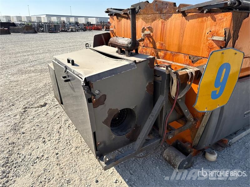 Giletta UP4000 Salt Spreader 砂と塩撒き専用車