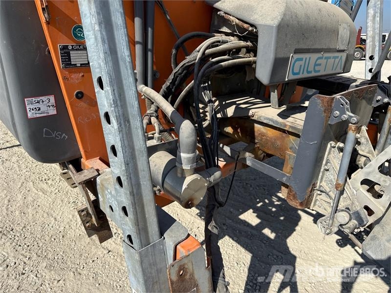 Giletta UP4000 Salt Spreader 砂と塩撒き専用車