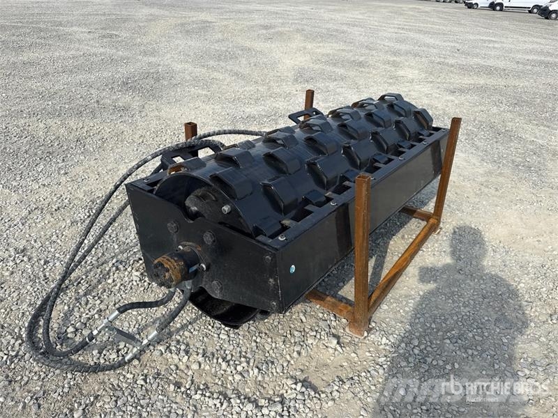 GIYI CW70 Skid Steer Compaction Wheel (Unused) Maszyny budowlane - Inne
