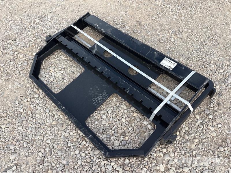  GIYI GY-FR47 Dingo Skid Steer Forks (Unused) Horquillas