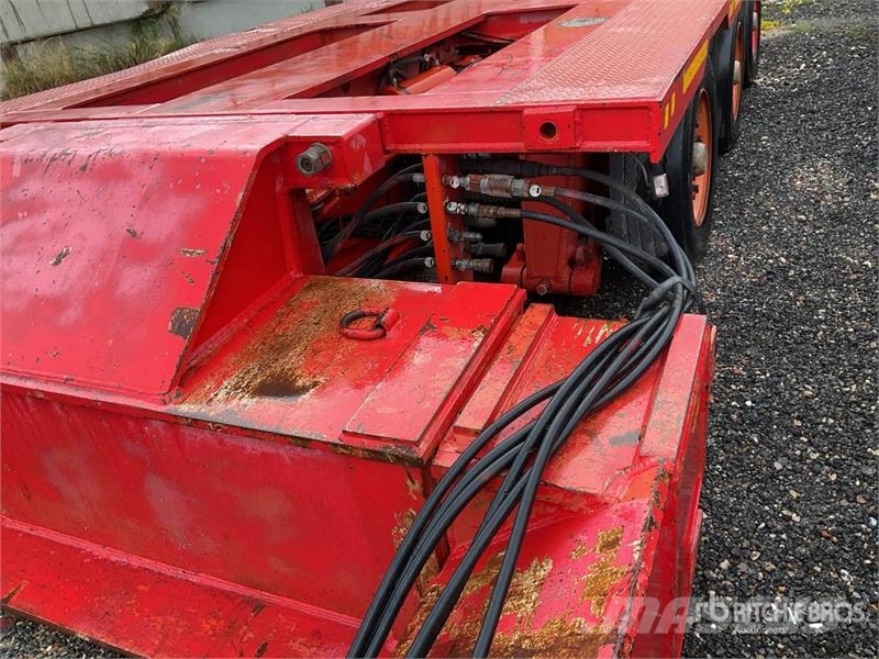 Gontrailer GL1105 Tri/A 110 Ton Step Deck Trailer Прочие прицепы