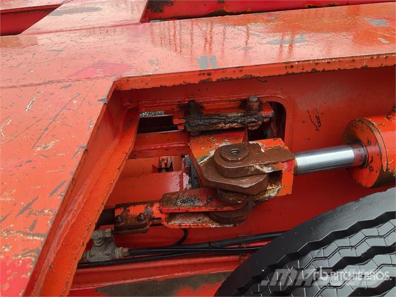 Gontrailer GL1105 Tri/A 110 Ton Step Deck Trailer Прочие прицепы