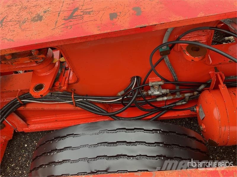 Gontrailer GL1105 Tri/A 110 Ton Step Deck Trailer Прочие прицепы