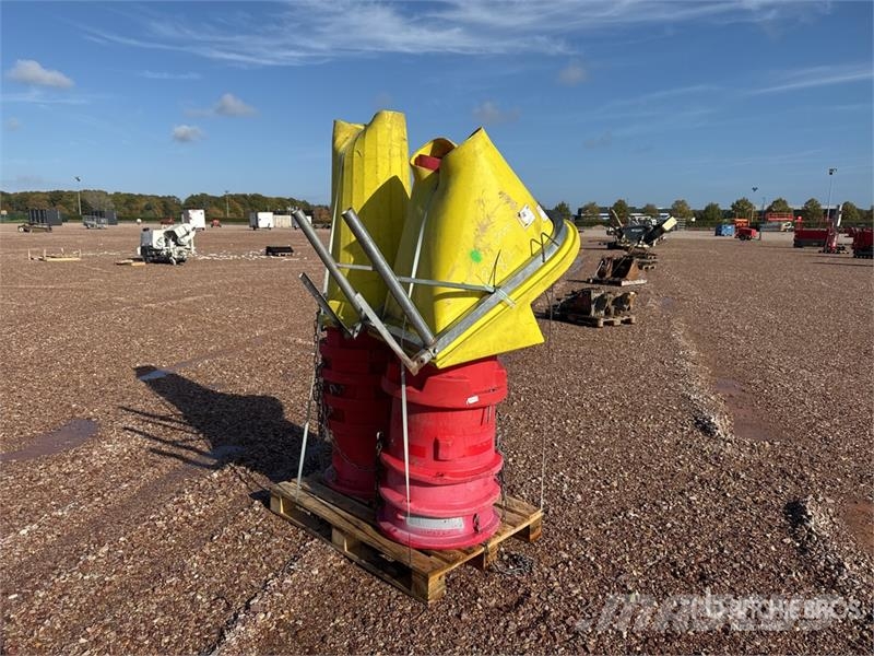  Goulotte A Gravats Rubble Chute مكونات أخرى