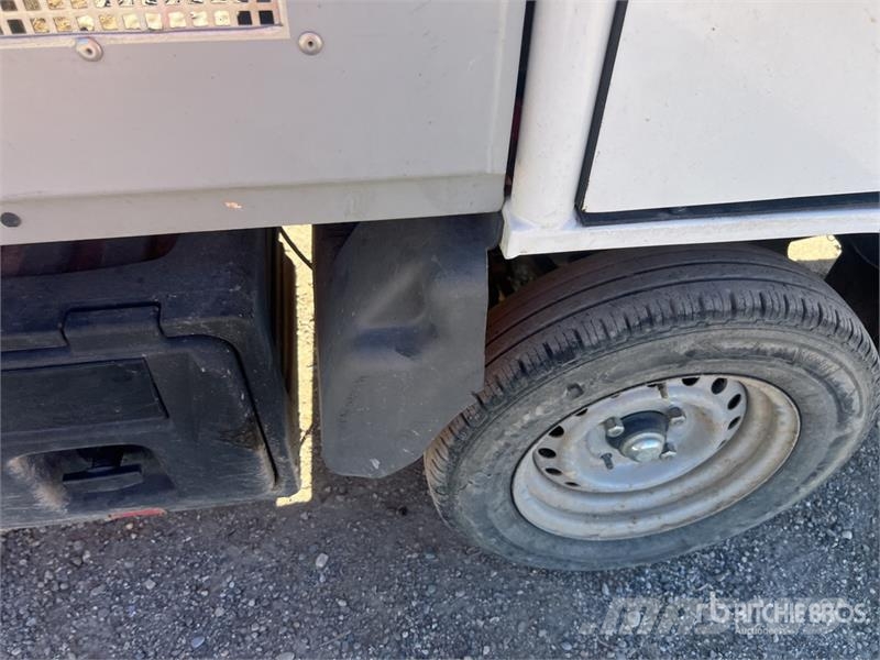 Goupil G3 4x2 Camionnette Benne Electrique Utility Vehicl 多用途機械
