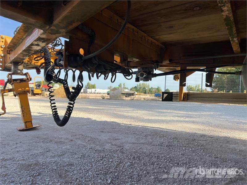 Gourdon PE80 T/A Remorque Plateau 2 Essieux Flatbed Traile Vlakke laadvloer