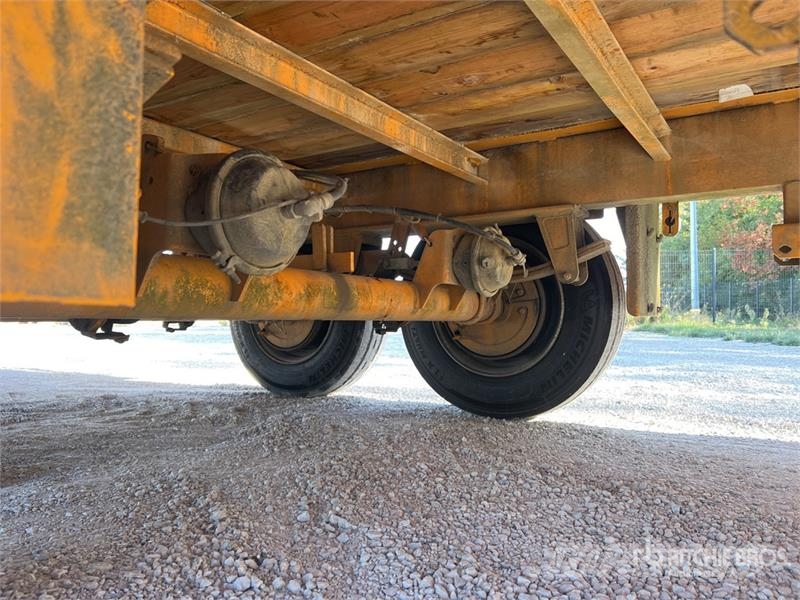 Gourdon PE80 T/A Remorque Plateau 2 Essieux Flatbed Traile Vlakke laadvloer