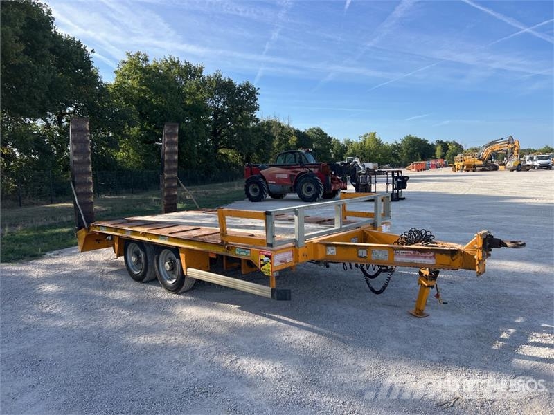 Gourdon PE80 T/A Remorque Plateau 2 Essieux Flatbed Traile Vlakke laadvloer