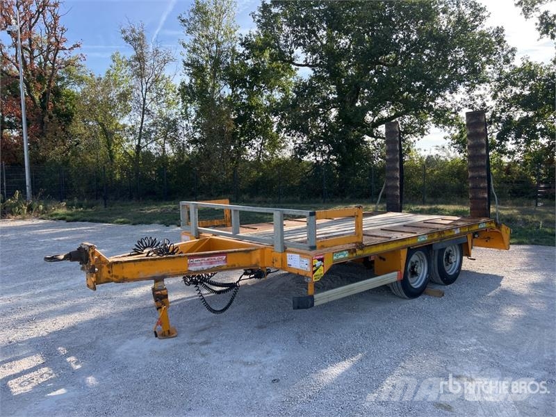 Gourdon PE80 T/A Remorque Plateau 2 Essieux Flatbed Traile Vlakke laadvloer