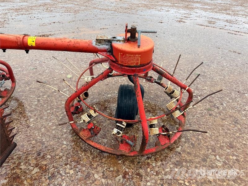 Greenland Haybob 300 3000 mm 3-Point 2 Wheel Hay Tedder مكابس وميبسات التبن